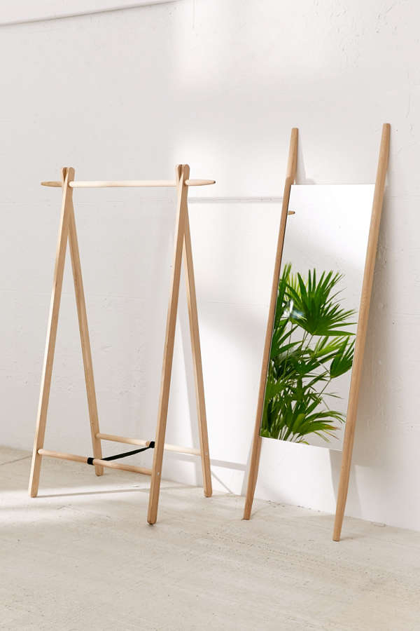 Slide View: 1: Super Simple Wooden Closet Set