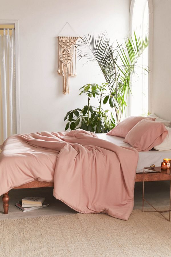 Slide View: 1: Faded Ribbed Jersey Comforter