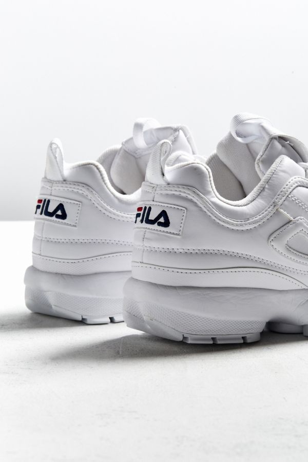 urban outfitters fila disruptor