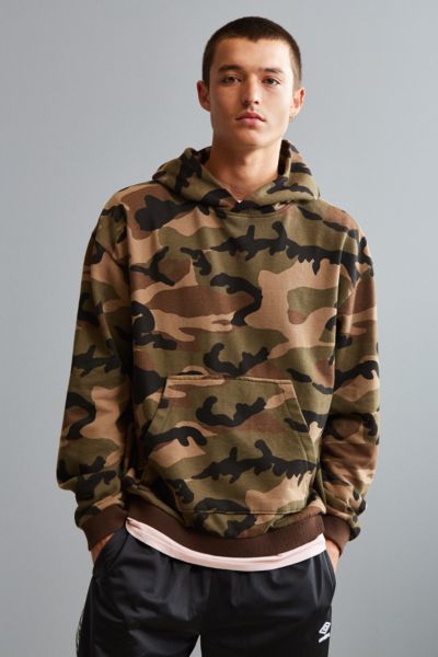 Hoodies + Sweatshirts for Men | Urban Outfitters