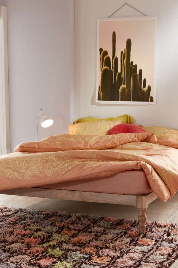 Slide View: 2: Kaye Medallion Comforter Snooze Set