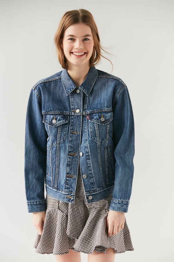 Levi s Ex Boyfriend Denim Trucker Jacket Urban Outfitters