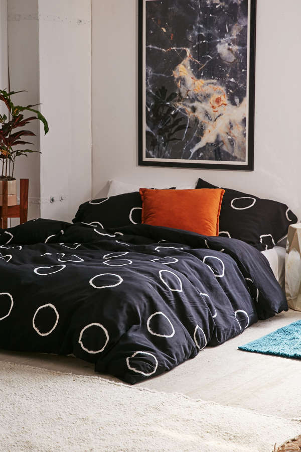 Slide View: 1: SUKU Home The Moon Jumputan Dye Duvet Cover