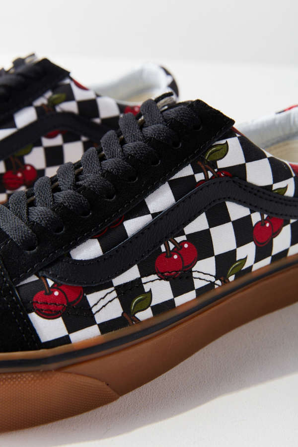 vans cherry vans cherry