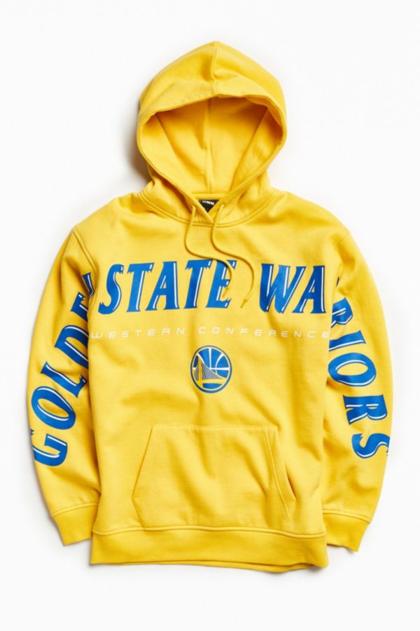 NBA Golden State Warriors Wingspan Hoodie Sweatshirt | Urban Outfitters