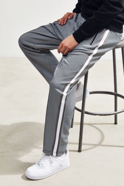 pants with line on side