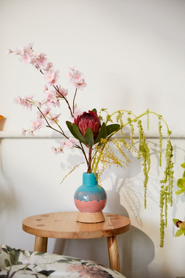 Slide View: 1: Matilde Bulb Vase