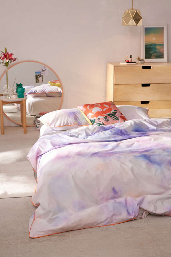Slide View: 2: Delphine Dye Duvet Cover