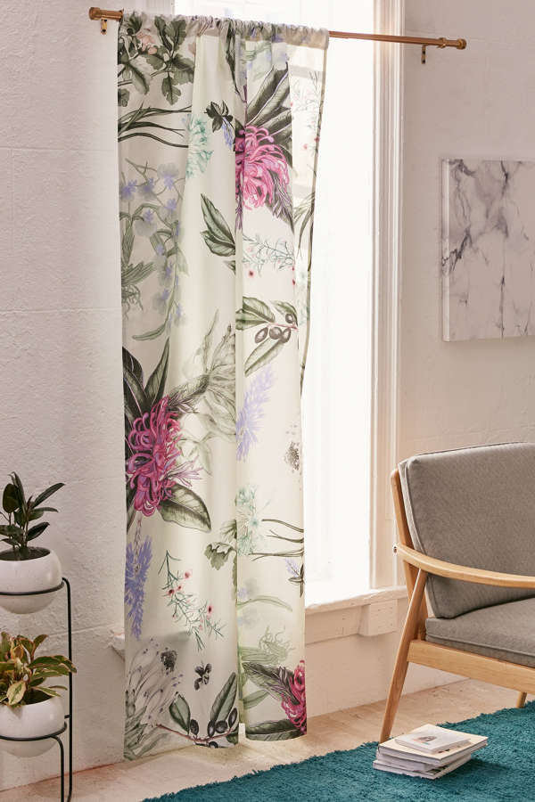 Slide View: 1: Elle Floral Blackout Window Panel