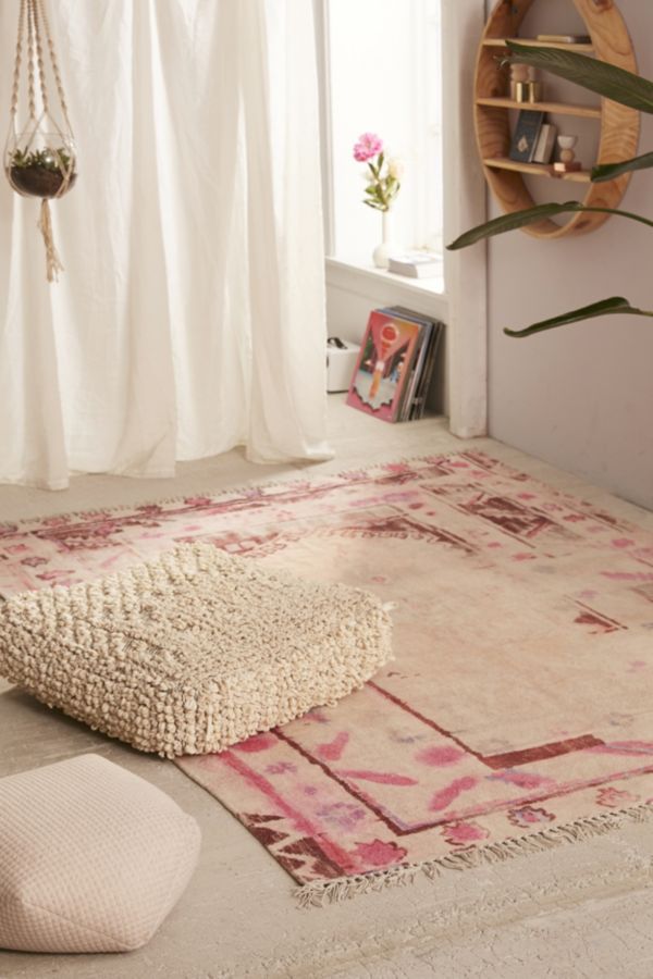 Celia Faded Print Chenille Rug | Urban Outfitters