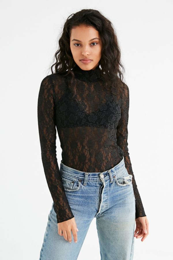UO Floral Lace Mock-Neck Top | Urban Outfitters