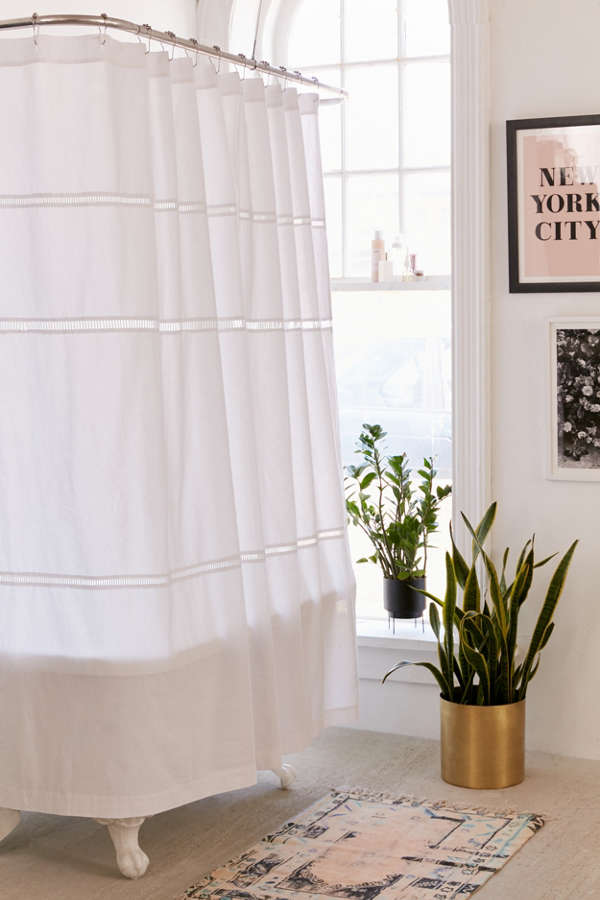 French Style Shower Curtains Add Stylish Texture And Color