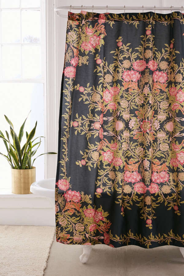 Slide View: 1: Analise Floral Medallion Shower Curtain