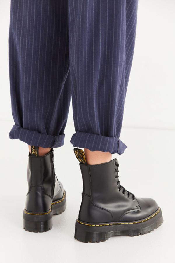 dr martens 8 eye platform