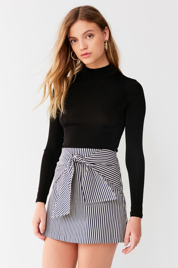UO Alexa Tie-Front Mini Skirt | Urban Outfitters