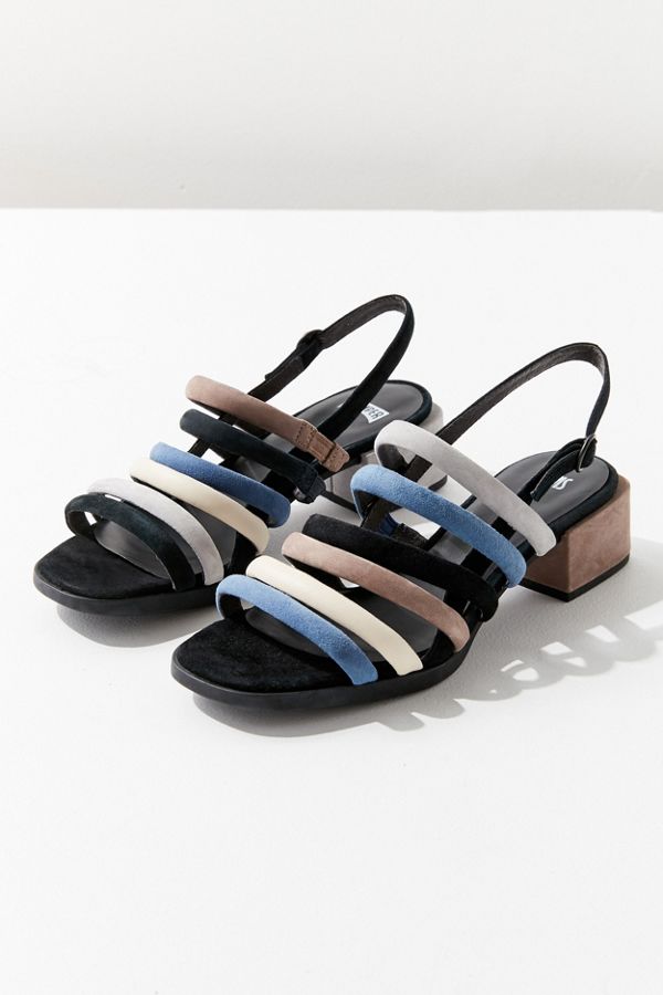 camper right sandal