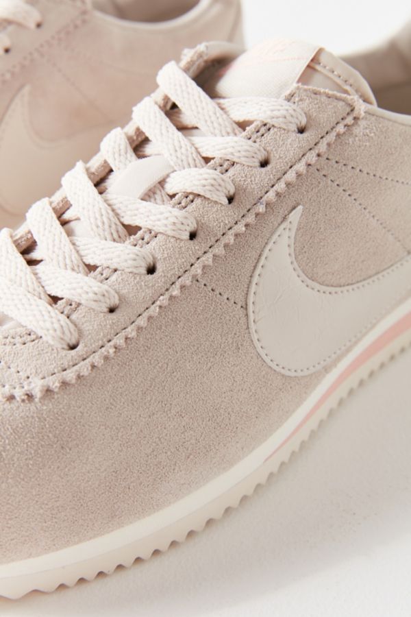 Nike Classic Cortez Suede Sneaker | Urban Outfitters