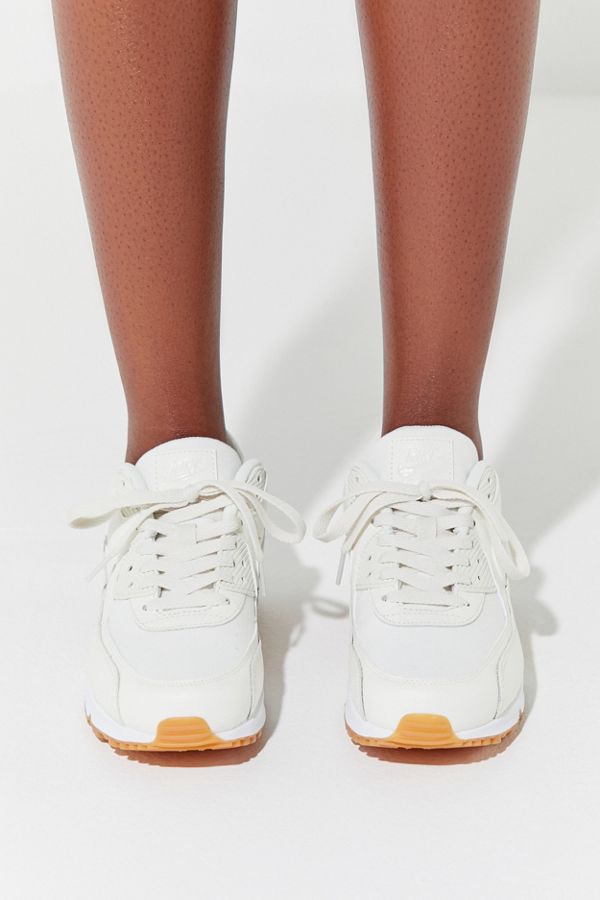 Slide View: 3: Nike Air Max 90 Sneaker