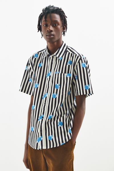 UO Globe Stripe Short Sleeve Button-Down Shirt | Urban Outfitters