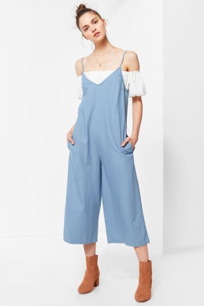 UO Shapeless Linen V-Neck Jumpsuit | Urban Outfitters