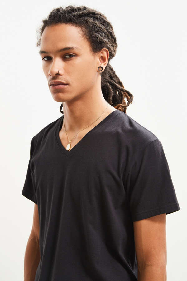 Pair Of Thieves V-Neck Tee | Urban Outfitters