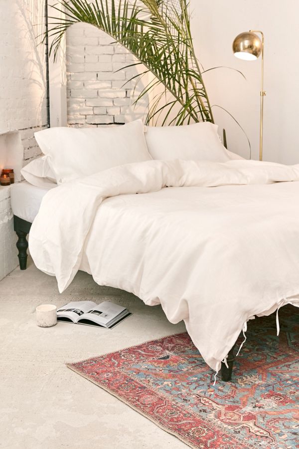 Slide View: 1: The Beach People Linen Duvet Cover + Pillowcase Set
