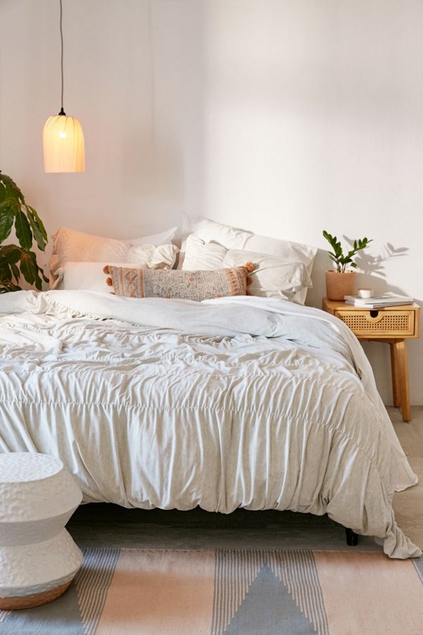 Slide View: 3: Cinched Jersey Duvet Cover