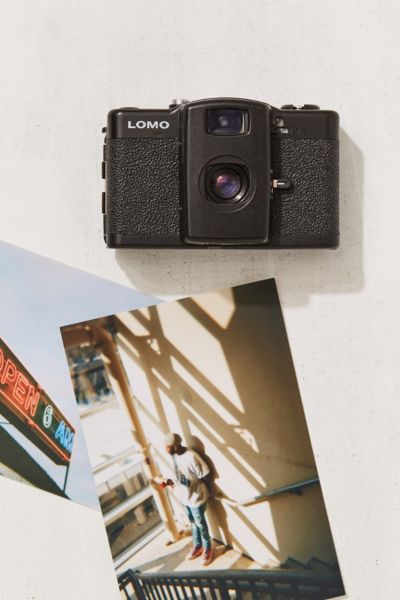 https://www.urbanoutfitters.com/search?q=camera