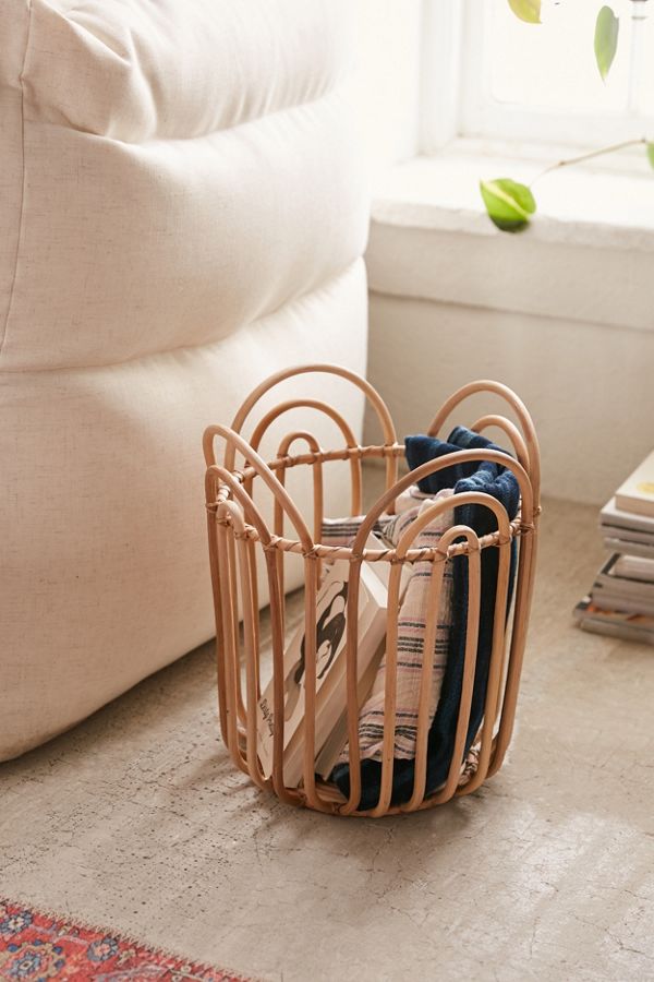 Slide View: 1: Gwendolyn Basket