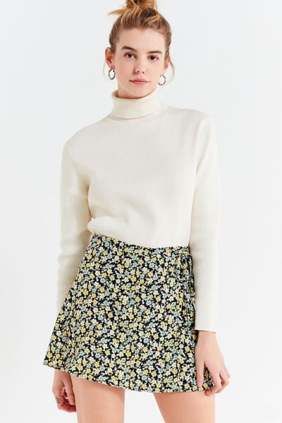 Urban Renewal Remade Floral Wrap Skirt | Urban Outfitters