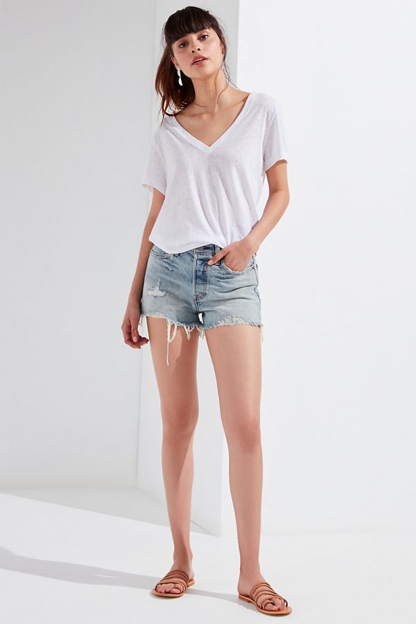 Slide View: 3: UO The Mom V-Neck Tee