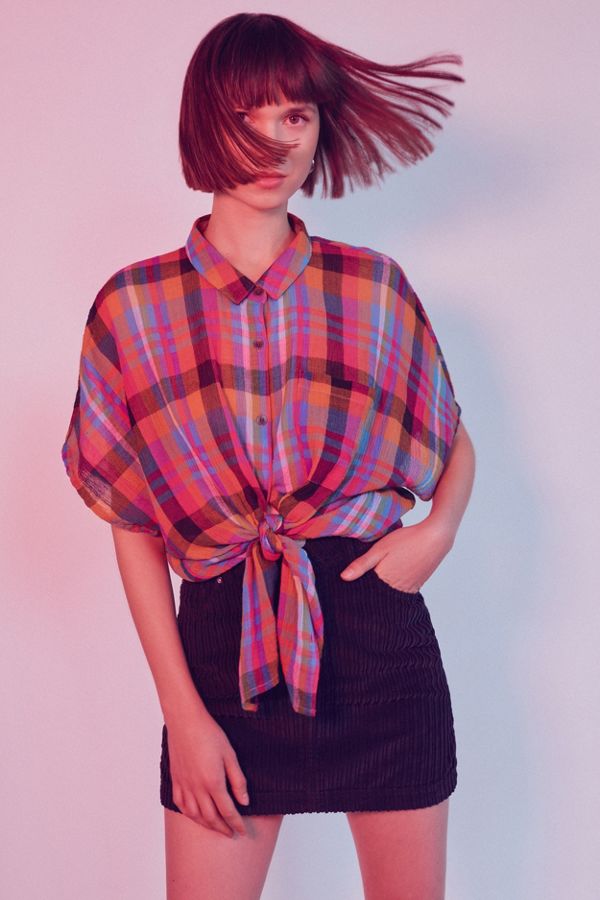 Slide View: 1: UO Iris Gauzy Button-Down Shirt