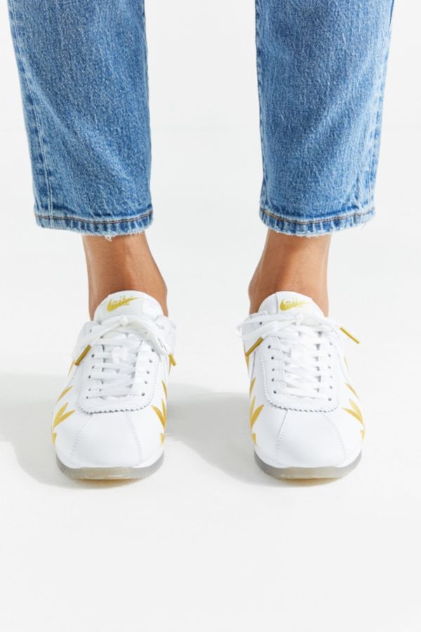 nike cortez urban outfitters