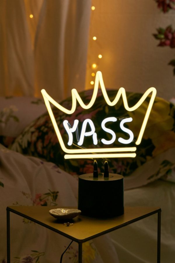 Yass Queen Neon Sign Table Lamp | Urban Outfitters