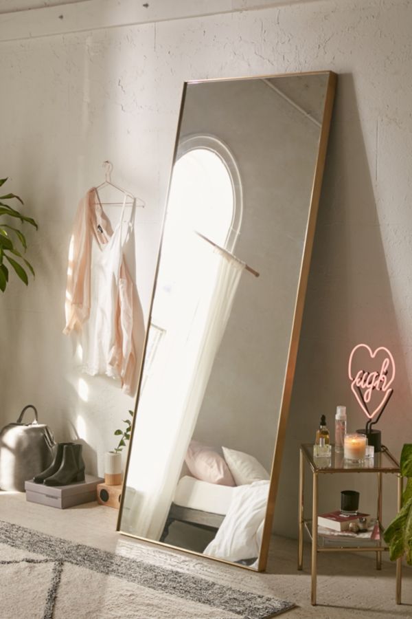 Slide View: 1: Bellevue Floor Mirror