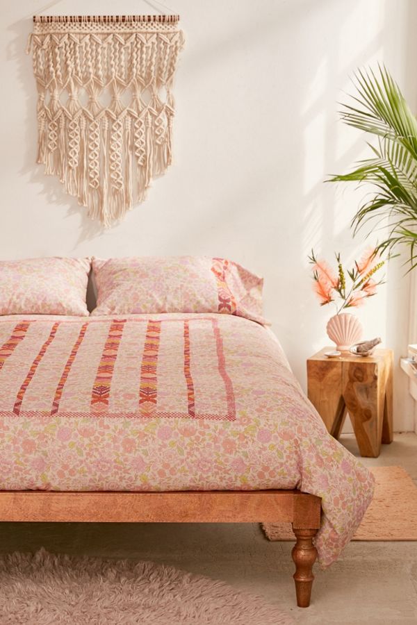 Slide View: 1: Lana Embroidered Ditsy Floral Duvet Cover