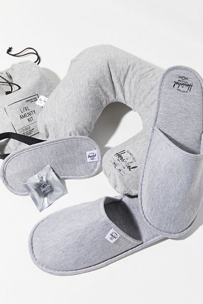 Herschel Supply Co. Amenity Kit