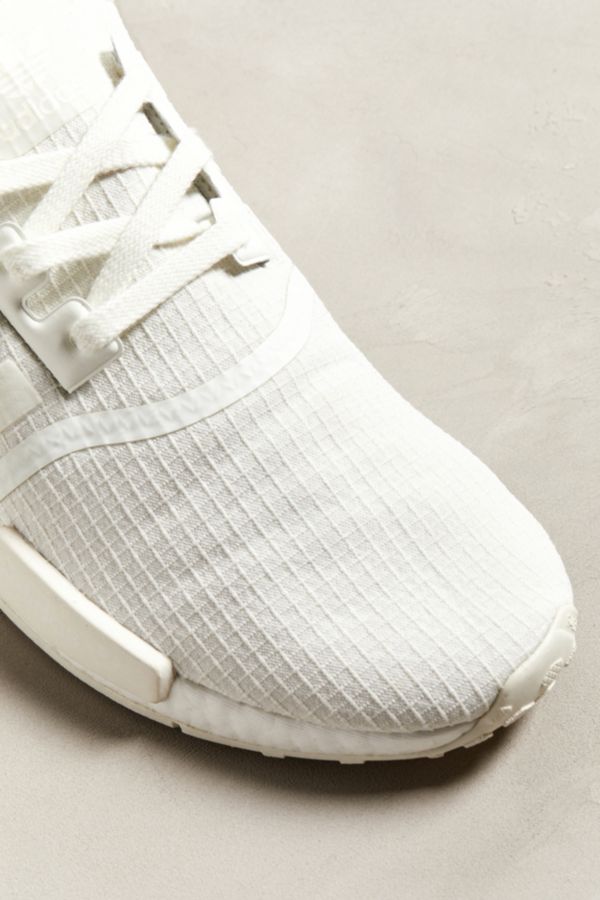 adidas NMD R1 Sneaker | Urban Outfitters