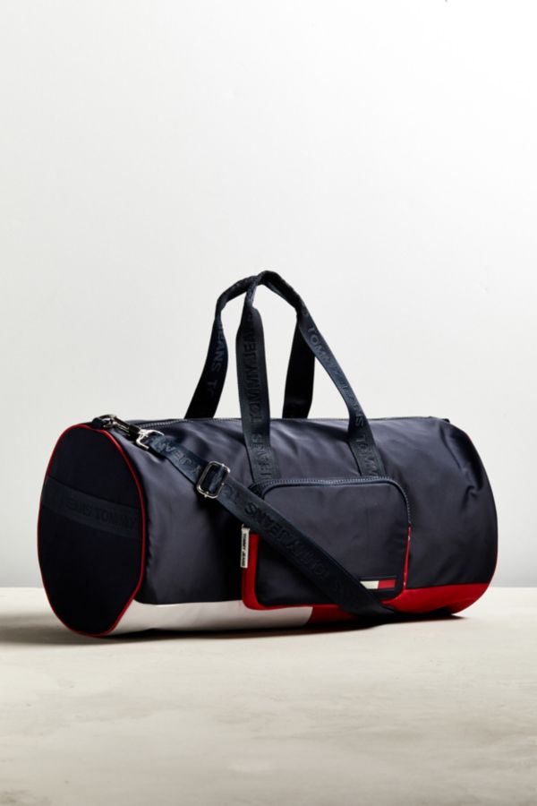 Tommy Jeans Weekender Duffle Bag | Urban Outfitters