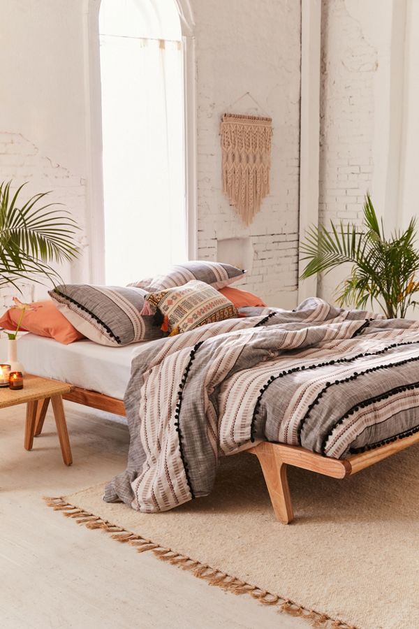 Slide View: 1: Betty Yarn-Dye Duvet Cover