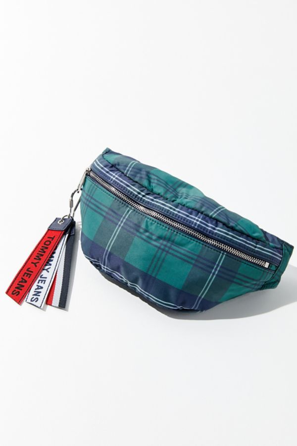 tommy jeans belt