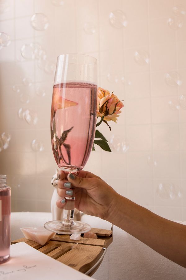 Slide View: 1: Extra Large Prosecco Glass