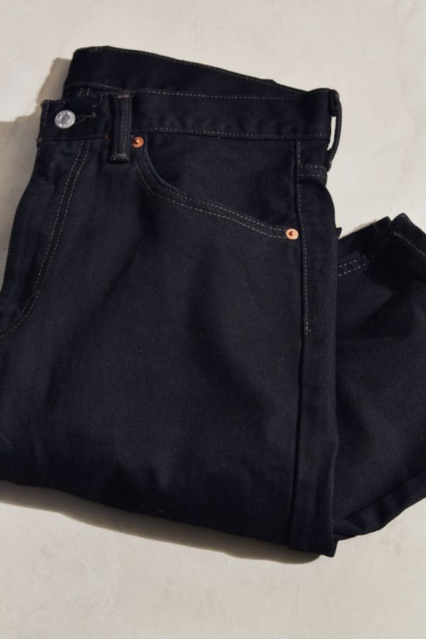 Levi’s 550 Black Wash Relaxed Jean | Urban Outfitters