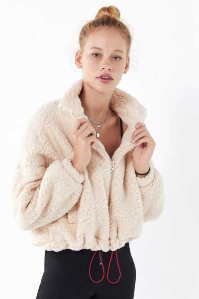 emma chamberlain fuzzy sweater