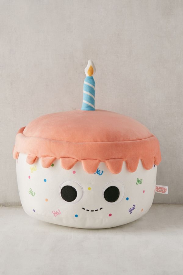 Slide View: 1: Giant Stuffed Cupcake