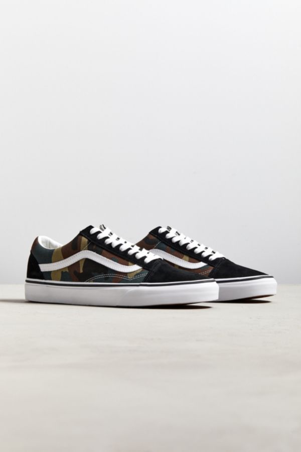 Vans Old Skool Camo Sneaker | Urban Outfitters