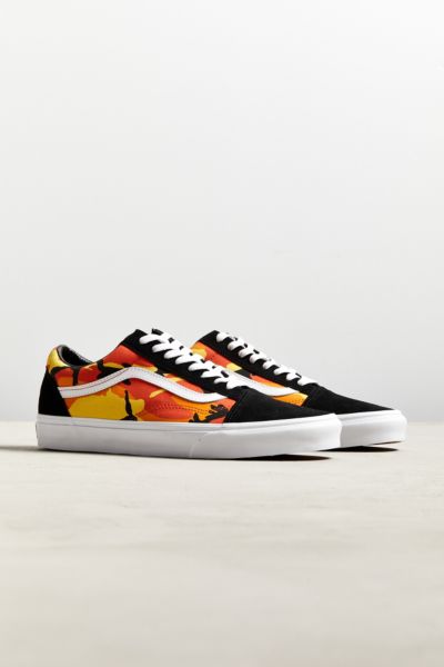 Vans Old Skool Pop Camo Orange Sneaker | Urban Outfitters