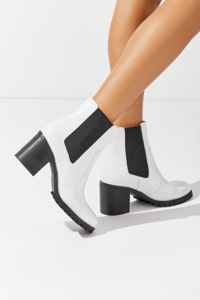 gigi hadid heeled ankle boot