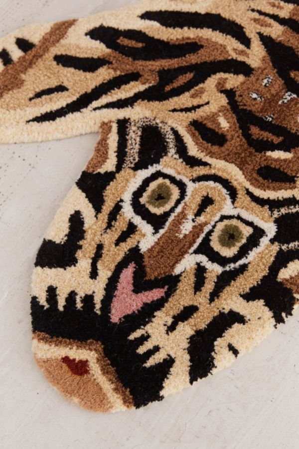 Tufted Tiger-Shaped Rug | Urban Outfitters Canada