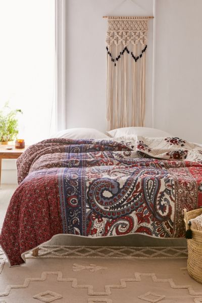 Willa Patched Paisley Quilt